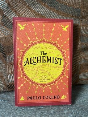 The Alchemist 25th Anniversary Edition - Red & Yellow Cover